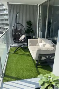 balcon-cesped-artificial
